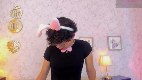 Lyan online show from 05/29/26, 07:56