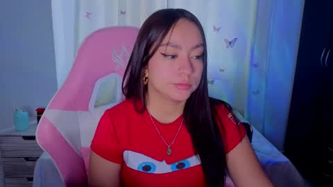 Snapshot of lyavalmont chatting on 05/10/26, 06:46 lyavalmont online show from 05/10/26, 06:46