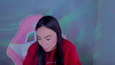 Snapshot of lyavalmont chatting on 06/18/26, 02:43 lyavalmont online show from 06/18/26, 02:43
