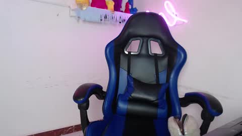  Lycoris  online show from 11/24/25, 09:14