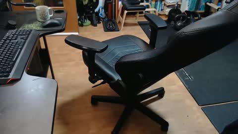 lycraboy123 online show from 02/02/26, 01:21