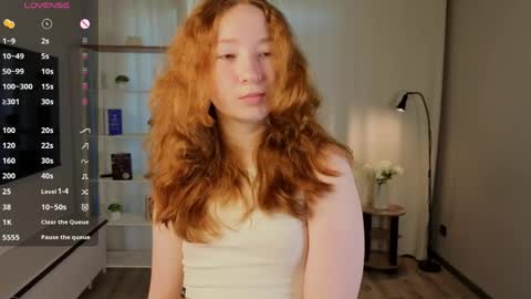 Snapshot of lydaerne chatting on 05/08/26, 01:11 Call me Liddy Im so new here show me how to get fun here please online show from 05/08/26, 01:11