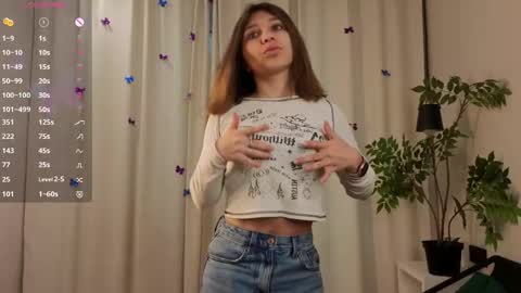 Snapshot of lydaerne chatting on 05/23/26, 11:03 Call me Liddy Im so new here show me how to get fun here please online show from 05/23/26, 11:03