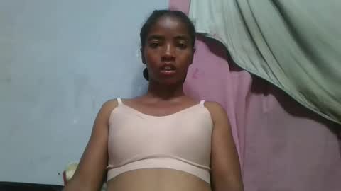 Snapshot of lydie856696 chatting on 04/29/26, 04:27 lydie856696 online show from 04/29/26, 04:27