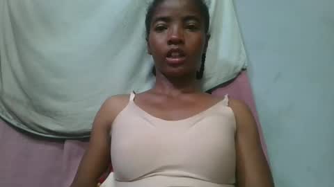 Snapshot of lydie856696 chatting on 04/29/26, 04:33 lydie856696 online show from 04/29/26, 04:33