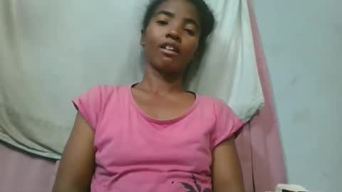 Snapshot of lydie856696 chatting on 05/14/26, 08:10 lydie856696 online show from 05/14/26, 08:10