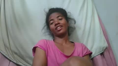 Snapshot of lydie856696 chatting on 05/15/26, 08:38 lydie856696 online show from 05/15/26, 08:38