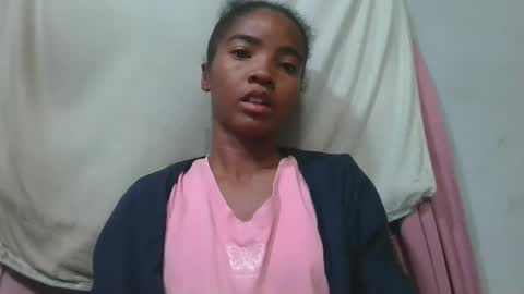 Snapshot of lydie856696 chatting on 05/23/26, 02:28 lydie856696 online show from 05/23/26, 02:28