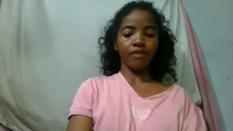 Snapshot of lydie856696 chatting on 06/07/26, 02:48 lydie856696 online show from 06/07/26, 02:48