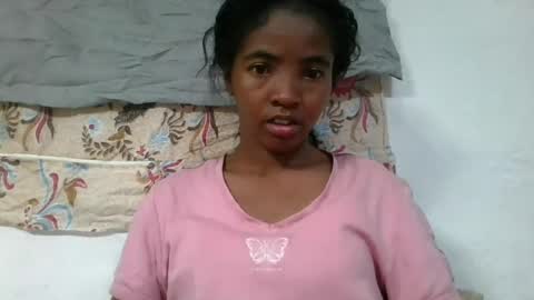 Snapshot of lydie856696 chatting on 07/15/26, 02:33 lydie856696 online show from 07/15/26, 02:33