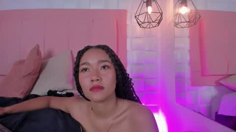 Snapshot of lyhana_lee chatting on 01/28/25, 07:10 Lyhana Lee online show from 01/28/25, 07:10