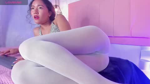 Snapshot of lyhana_lee chatting on 03/03/25, 04:56 Lyhana Lee online show from 03/03/25, 04:56