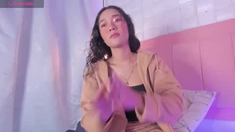 Snapshot of lyhana_lee chatting on 03/12/25, 12:15 Lyhana Lee online show from 03/12/25, 12:15