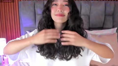 Snapshot of lyhana_lee chatting on 10/03/25, 12:13 Lyhana Lee online show from 10/03/25, 12:13