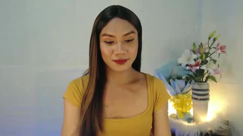 Snapshot of lykafox_xx chatting on 02/23/25, 02:35 alexa online show from 02/23/25, 02:35