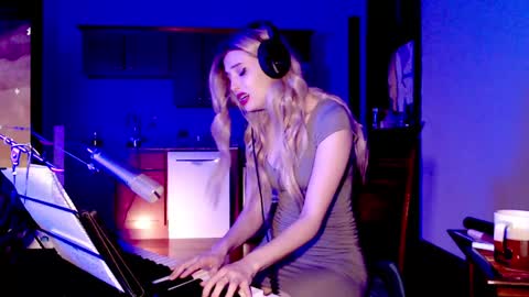 LylacDoll online show from 12/13/24, 01:37