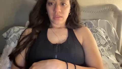 Snapshot of lylajades chatting on 03/05/25, 02:14 Olivia online show from 03/05/25, 02:14