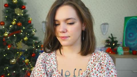 Snapshot of lyle_art chatting on 12/12/24, 06:25 hi im Lyle online show from 12/12/24, 06:25