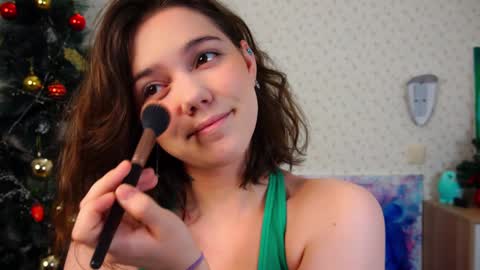 Snapshot of lyle_art chatting on 01/12/25, 03:07 hi im Lyle online show from 01/12/25, 03:07