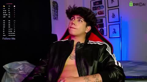 Snapshot of lylebennett_ chatting on 12/17/25, 09:26 Lyle Bennett Freelance Model online show from 12/17/25, 09:26