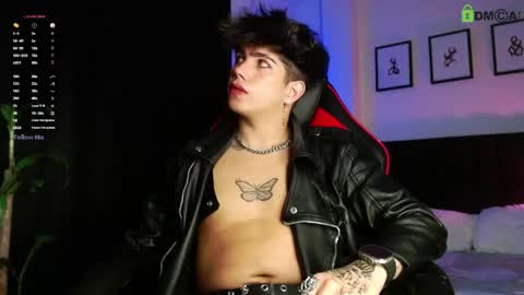 Snapshot of lylebennett_ chatting on 03/23/26, 10:41 Lyle Bennett Freelance Model online show from 03/23/26, 10:41