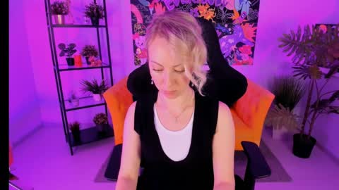 Lylith Skye NO NUDE model online show from 01/22/25, 10:40