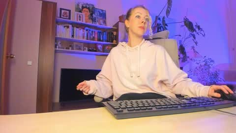 Lylith Skye NO NUDE model online show from 04/19/26, 06:10