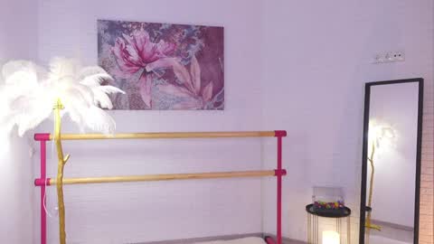 Lyly   online show from 01/27/25, 09:55