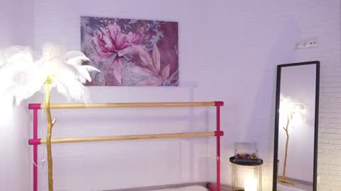 Lyly   online show from 01/31/25, 05:40