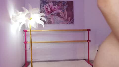 Lyly   online show from 02/07/25, 01:01