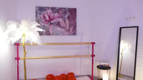 Lyly   online show from 02/09/25, 05:40