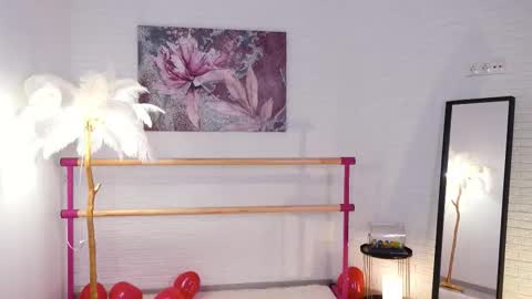 Lyly   online show from 02/11/25, 05:37