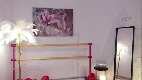 Lyly   online show from 02/11/25, 08:48