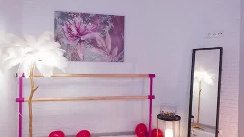 Lyly   online show from 02/17/25, 09:46