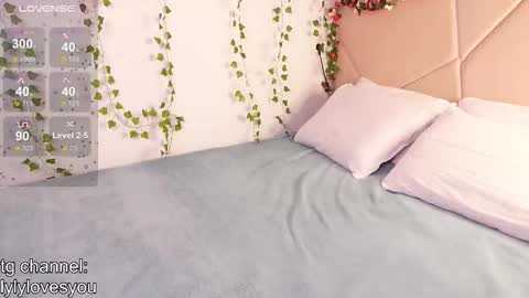 Lyly   online show from 11/14/25, 05:39