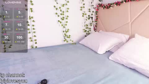 Lyly   online show from 12/02/25, 05:46