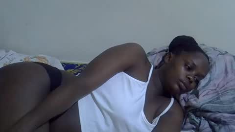 lyn_anna online show from 04/18/26, 10:32