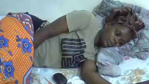 lyn_anna online show from 06/01/26, 06:09