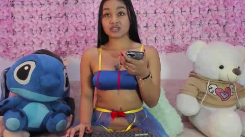 Snapshot of lynda_bonnie chatting on 11/24/25, 07:13 lynda_bonnie online show from 11/24/25, 07:13