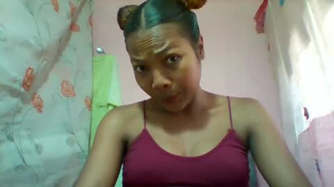 lyndah19 online show from 03/01/26, 09:11