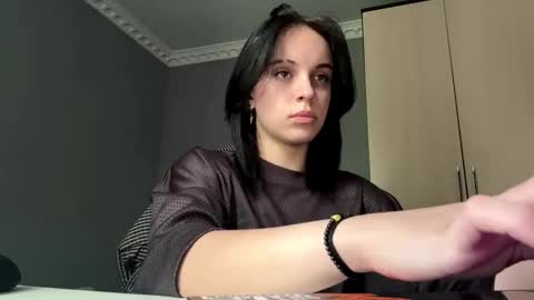 Eva online show from 05/26/26, 09:16