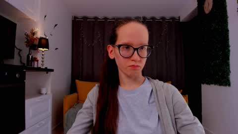 Sara online show from 02/13/25, 10:22