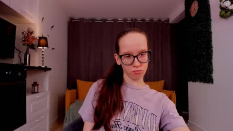 Sara online show from 03/04/25, 04:20