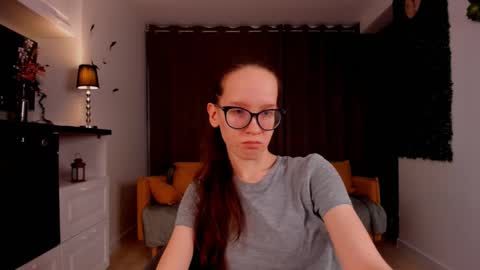 Sara online show from 03/08/25, 04:06