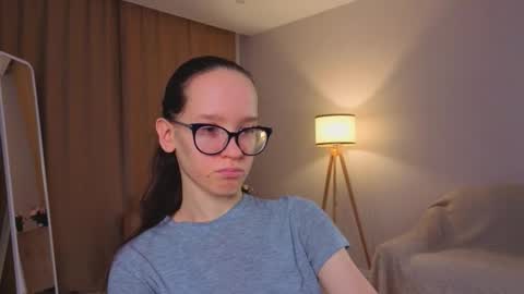 Sara online show from 02/02/26, 04:17