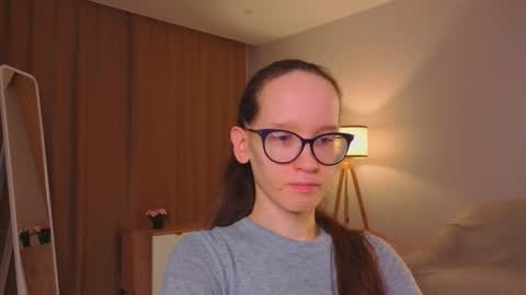 Sara online show from 02/22/26, 04:05