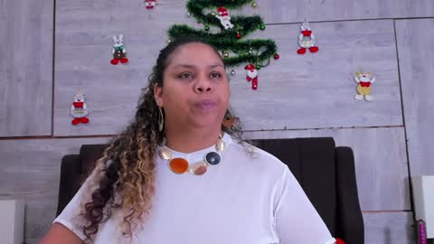 Lynn jonnes online show from 12/21/24, 05:25