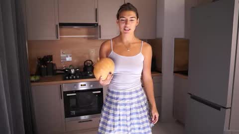 Snapshot of lynn_jackson chatting on 10/26/25, 06:30 LYNN online show from 10/26/25, 06:30