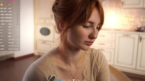 Snapshot of lynnalltop chatting on 06/15/26, 04:15 Natasha online show from 06/15/26, 04:15