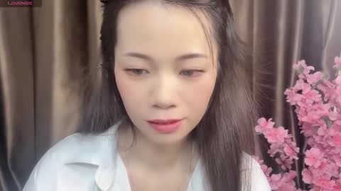 Snapshot of lynnalltop_165_keke chatting on 10/15/25, 12:11 lynnalltop_165_keke online show from 10/15/25, 12:11